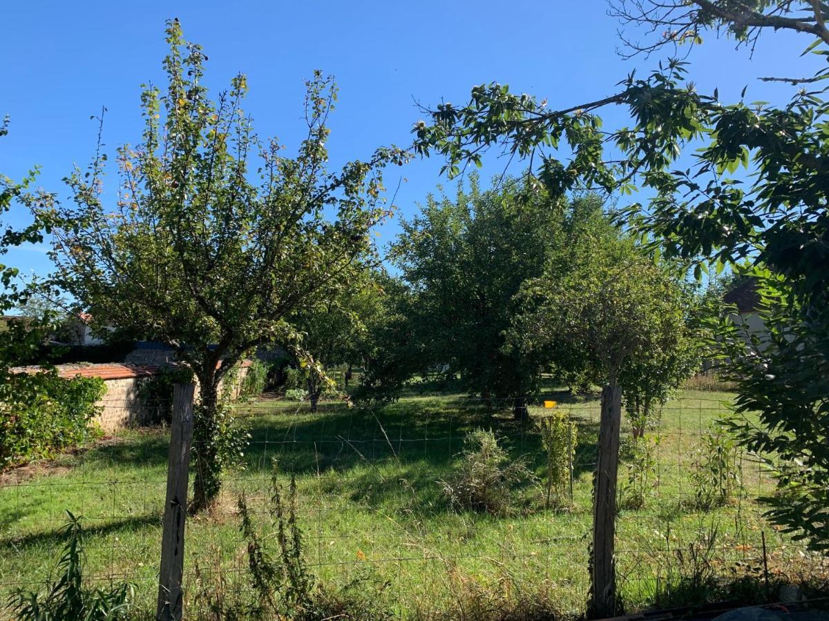 Cabane Bambou Huriel Экстерьер фото