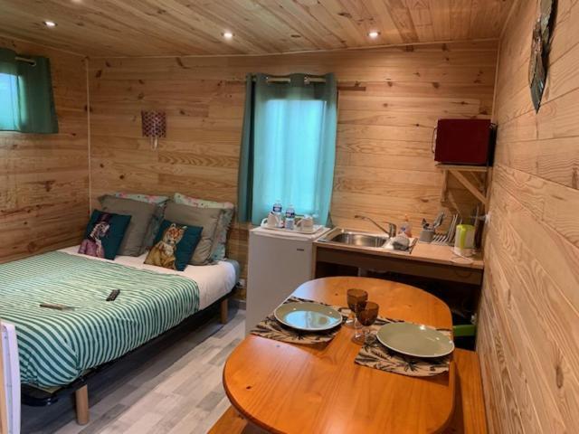 Cabane Bambou Huriel Экстерьер фото